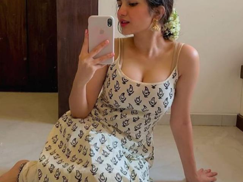 7428876802 Low Rate Call Girls In Sultanpur, Delhi NCR